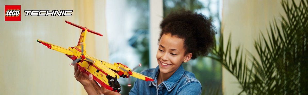LEGO® Technic 42152 Firefighting Airplane LEGO® Technic 42152 Firefighting Airplane