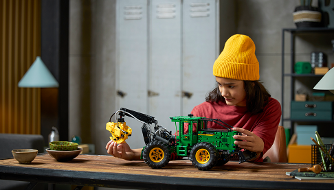LEGO® Technic 42157 John Deere Forest Tractor 948L-II
