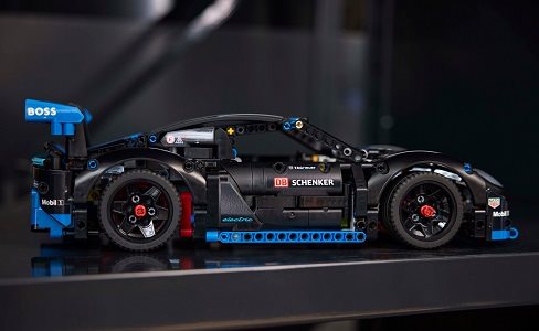 LEGO Stavebnica Technic 42176 Závodné auto Porsche GT4 e-Performance