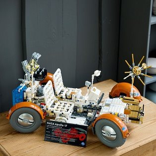 LEGO®Technic 42182 NASA Apollo Lunar Roving Vehicle - LRV
