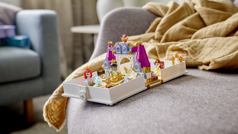 LEGO Disney Princess 41939 Ariel, Belle, Cinderella and Tiana's Storybook Adventures LEGO Disney Princess 41939 Ariel, Belle, Cinderella and Tiana's Storybook Adventures