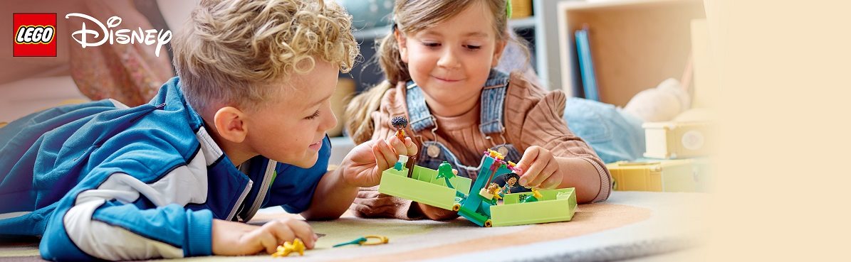 LEGO Disney Princess 43200 Antonia's magic door 
