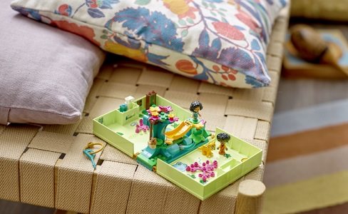 LEGO Disney Princess 43200 Antonia's magic door 