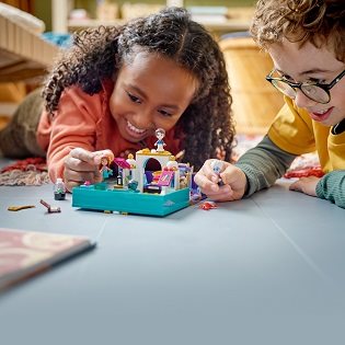 LEGO® Disney 43213 Die kleine Meerjungfrau und ihr Märchenbuch