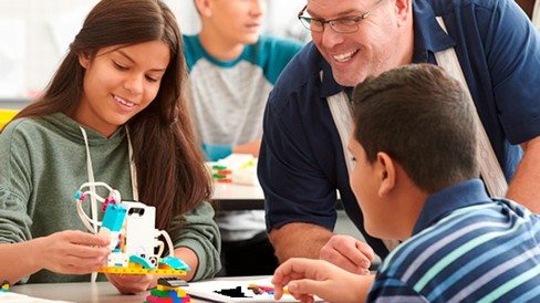 LEGO Education 45678 SPIKE Prime Základná súprava 