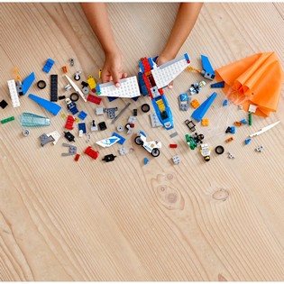 Lego Stadt 60208 Zatčení zloděje s padákem Lego Stadt 60208 Zatčení zloděje s padákem