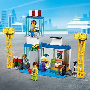 LEGO City 60261 Central Airport LEGO City 60261 Central Airport