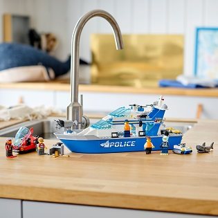 LEGO City 60277 Police patrol boat