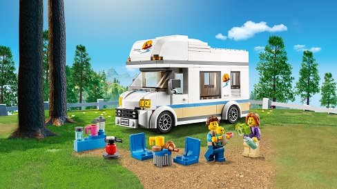 LEGO City 60283 Holiday home