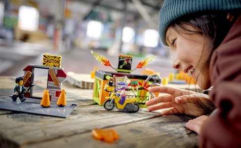 LEGO City 60293 Stunt Training Park