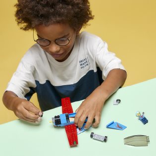 LEGO City 60323 Kaskadérské letadlo
