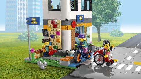 LEGO® City 60329 School Day