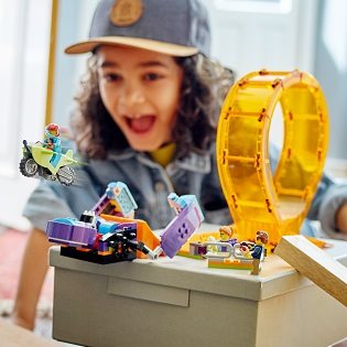 LEGO® City 60338 Smashing Chimpanzee Stunt Loop LEGO® City 60338 Smashing Chimpanzee Stunt Loop