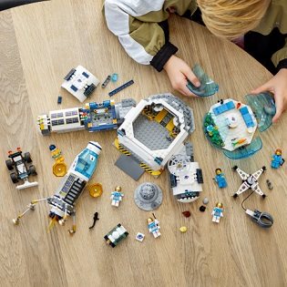 LEGO® City 60350 Lunar Research Base