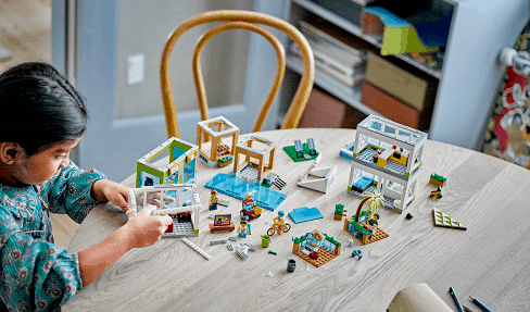 LEGO® City 60365 Apartment Complex