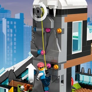 LEGO® City 60366 Ski and climbing area LEGO® City 60366 Ski and climbing area