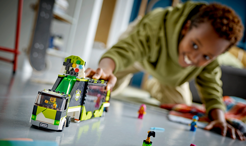 LEGO® City 60388 Game Truck Tournament
