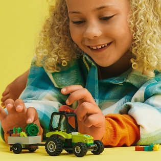 LEGO® City 60390 Tractor in the Park