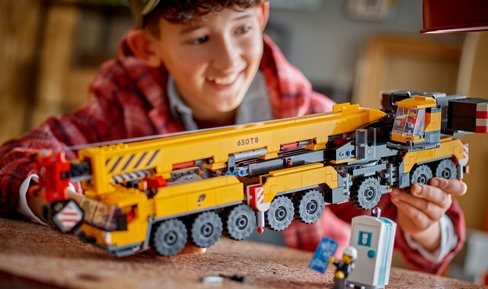 LEGO stavebnica City 60409 Žltý pojazdný stavebný žeriav