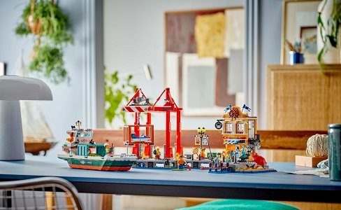 LEGO® City 60422 Hafen mit Frachtschiff
