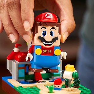 LEGO® 71395 Super Mario 64™: action brick with question mark