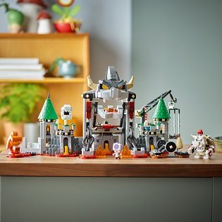 LEGO® Super Mario™ 71423 Battle in Dry Bowser's Castle LEGO® Super Mario™ 71423 Battle in Dry Bowser's Castle