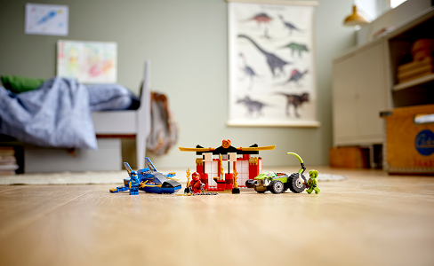 LEGO Ninjago 71703 Storm Fighter Battle 