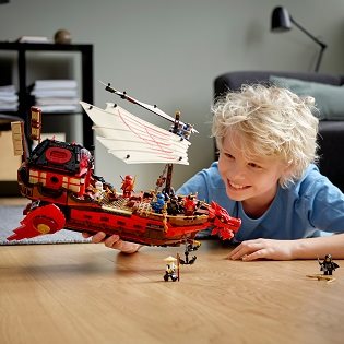 LEGO Ninjago 71705 Destiny's Bounty 