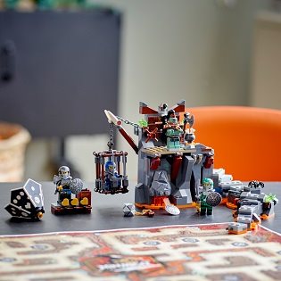 LEGO Ninjago 71717 Expedition to the Cave of Skulls LEGO Ninjago 71717 Expedition to the Cave of Skulls
