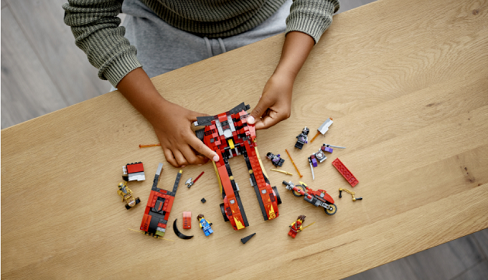 LEGO Ninjago 71737 Kai' s red crash