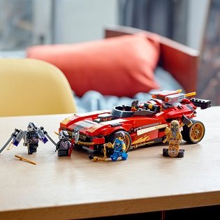 LEGO Ninjago 71737 Kai' s red crash LEGO Ninjago 71737 Kai' s red crash