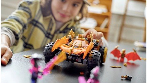 LEGO® NINJAGO® 71769 Cole's Drachenlandegerät LEGO® NINJAGO® 71769 Cole's Drachenlandegerät