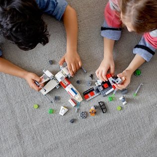 LEGO Star Wars 75235 Útěk z příkopu se stíhačkou X-Wing LEGO Star Wars 75235 Útěk z příkopu se stíhačkou X-Wing