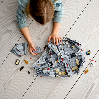 Lego Star Wars 75257 Millennium Falcon 