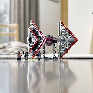  LEGO Star Wars 75272 Sith TIE Fighter 