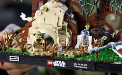 LEGO Star Wars 75330 Jedi Training on Planet Dagobah - diorama 