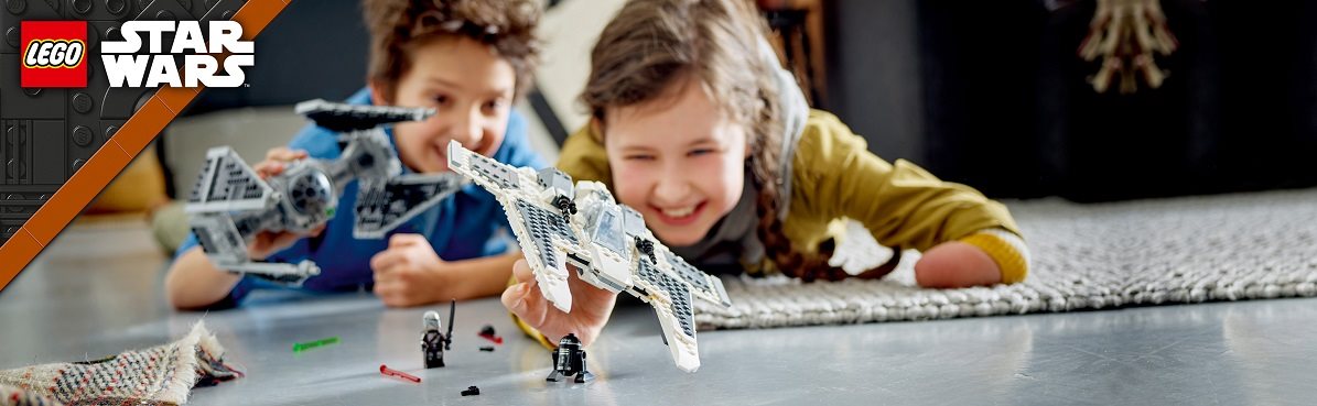 LEGO® Star Wars™ 75348 Fang-class Mandalorian Fighter vs. TIE Interceptor