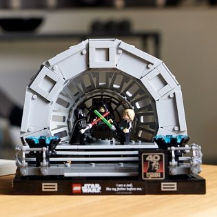 LEGO Star Wars 75352 Emperor's Throne Room - diorama LEGO Star Wars 75352 Emperor's Throne Room - diorama