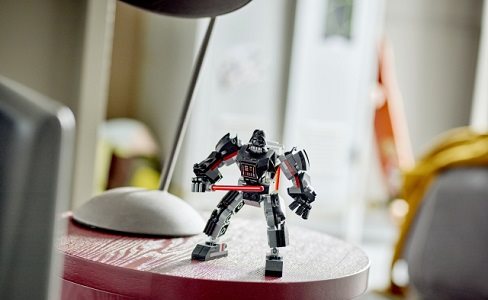 LEGO Star Wars 75368 Darth Vader Robotic Suit LEGO Star Wars 75368 Darth Vader Robotic Suit