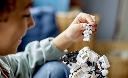 LEGO Star Wars 75370 Robotic Stormtrooper Suit