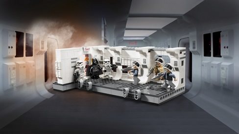 LEGO stavebnica Star Wars™ 75387 Nástup na palubu Tantive IV™