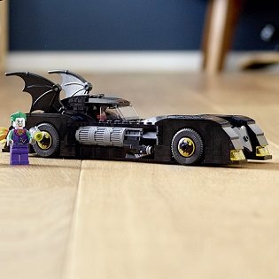 LEGO Superhelden 76119 Batmobile: Joker's Pursuit 