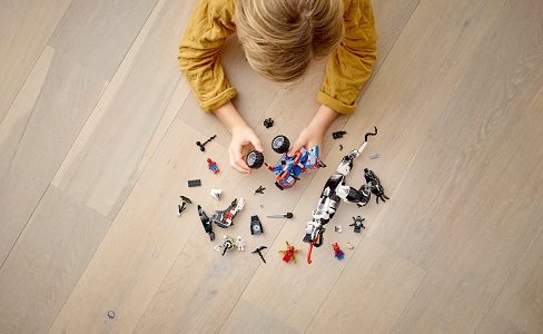LEGO Super Heroes 76151 Venomosaurus Ambush 