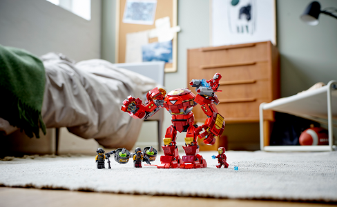 Lego hulkbuster discount vs aim agent