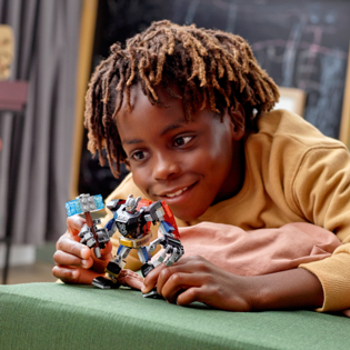 LEGO Super Heroes 76169 Thor in an armored robot