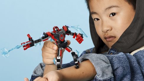 LEGO Super Heroes 76171 Miles Morales in an armored robot