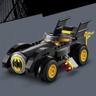 LEGO Super Heroes 76180 Batman™ vs. The Joker™: Batmobile™ Chase LEGO Super Heroes 76180 Batman™ vs. The Joker™: Batmobile™ Chase