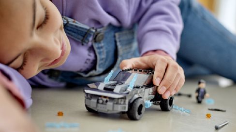 LEGO DC Batman 76181 Batmobil: Chase with Penguin LEGO DC Batman 76181 Batmobil: Chase with Penguin