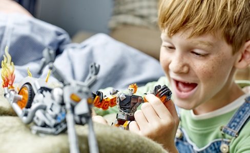 LEGO Marvel 76245 Ghost Rider Robotic Suit and Motorcycle LEGO Marvel 76245 Ghost Rider Robotic Suit and Motorcycle