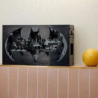 LEGO® DC Batman™ 76252 Batman's Cave - Collector's Box LEGO® DC Batman™ 76252 Batman's Cave - Collector's Box